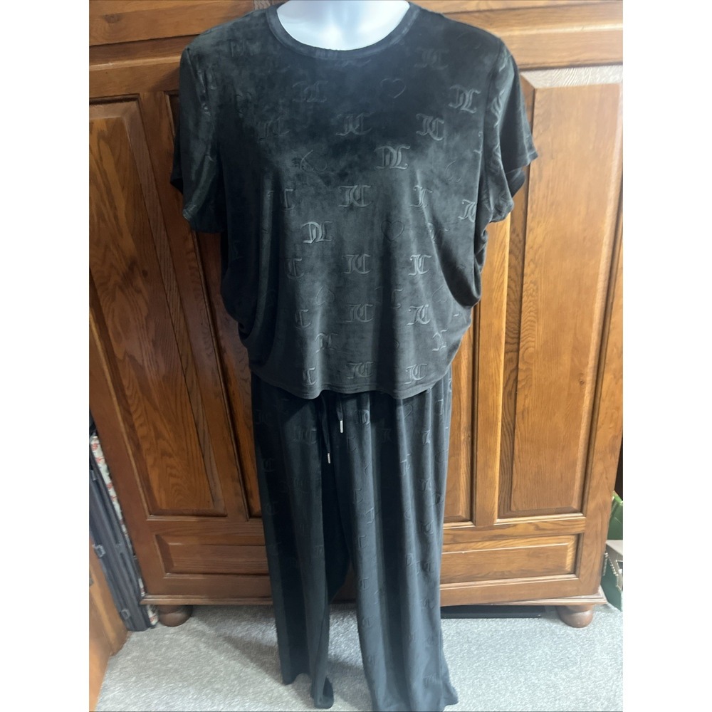 VTG  Y2K Black 2x Juicy Couture Velour Sweat Pants/ Top Sleepwear Set Logo